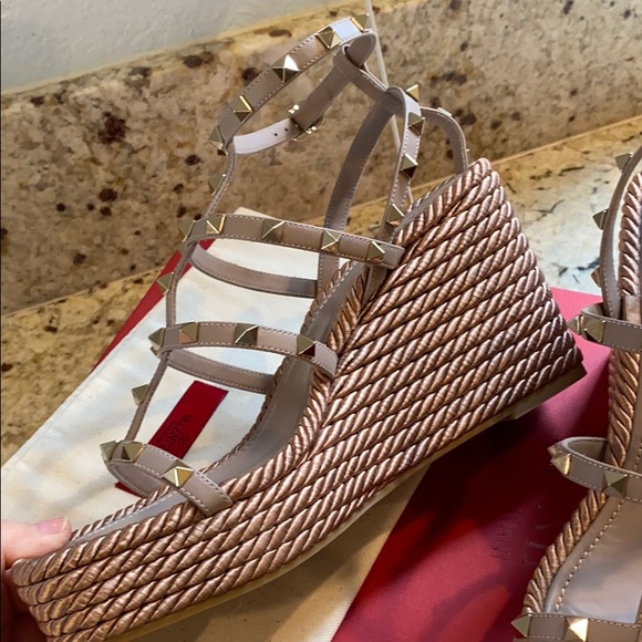 Gorgeous Valentino Leather Espadrille wedge sandal - Picture 11 of 17